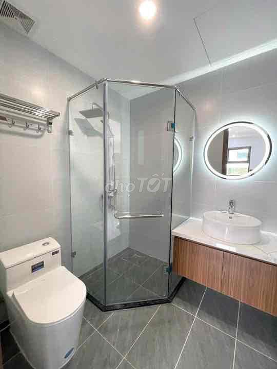 phòng studio,ban công_diện tích 40m2_Hồ Văn Huê