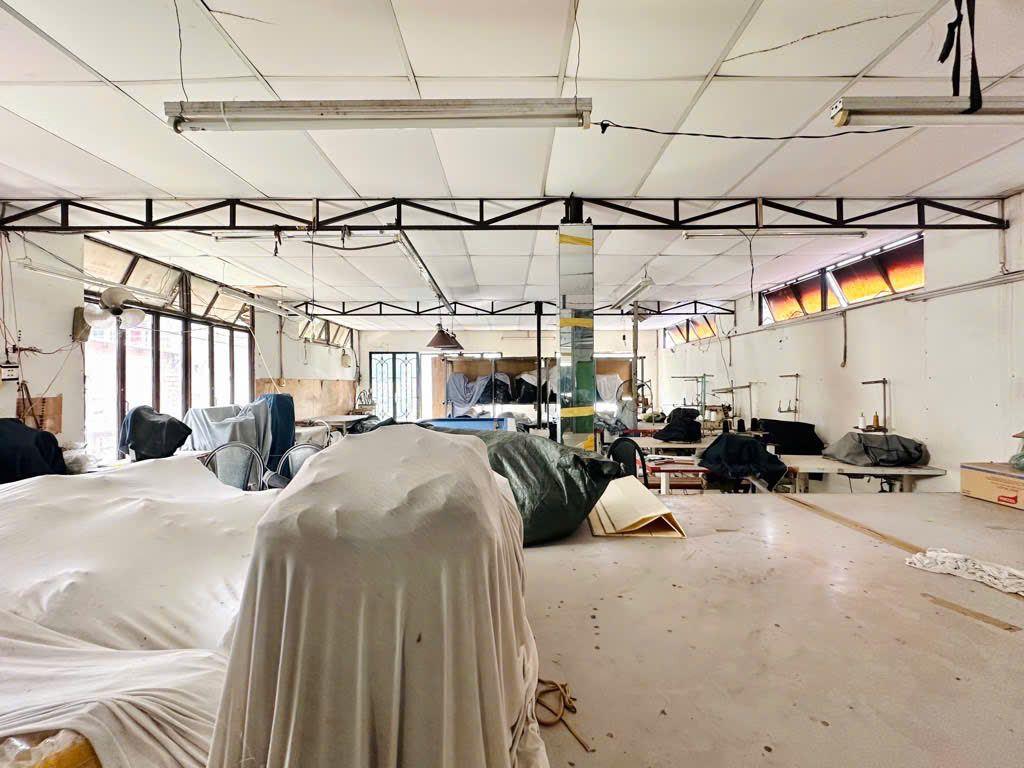🏩 Biệt Thự Sân Vườn Gò Vấp - Dt 10.5x28.5m Full Thổ - Khu Phân Lô Đường Nhựa Xe Tải Tận Cửa - 30m Ra Mặt Tiền - Chỉ 70 