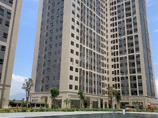 Cho thuê căn hộ 2 phòng ngủ view sông thoáng mát 
