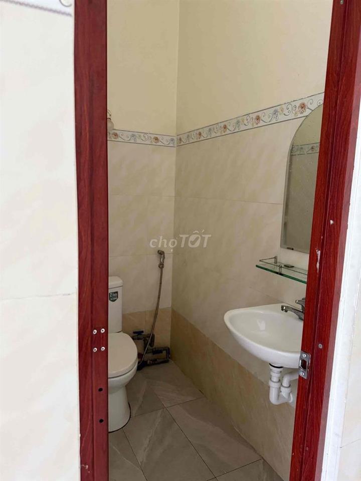 Phòng trọ Q12 có ban công