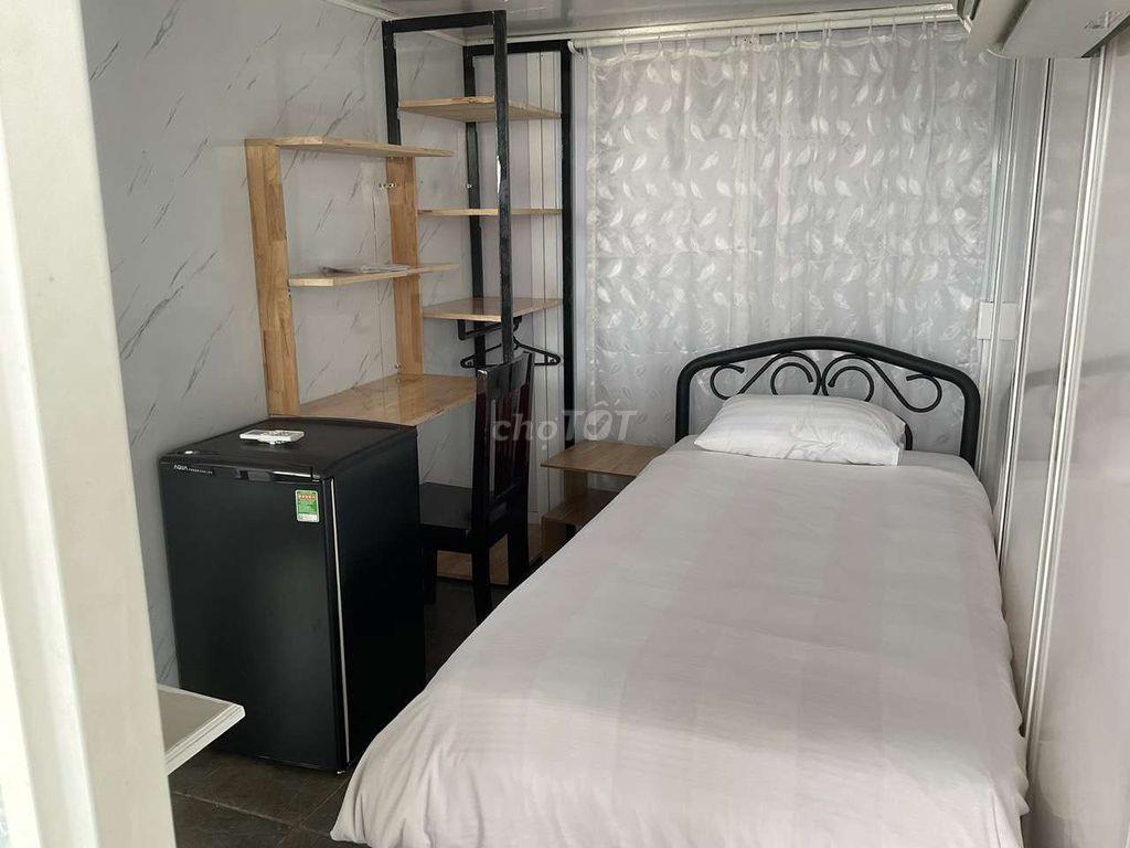 phòng đầy đủ nôi thất