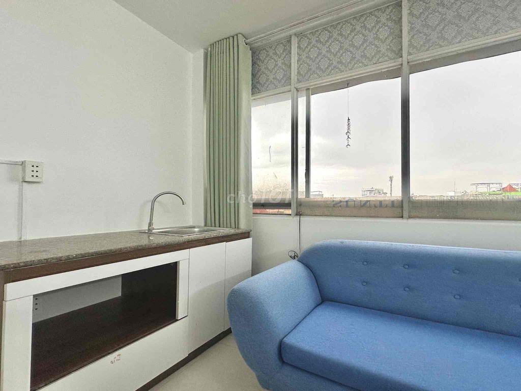 STUDIO CỬA SỔ SIÊU THOÁNG