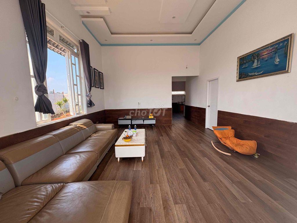 chính chủ giảm sâu bán nhà hoàn thiện view hồ