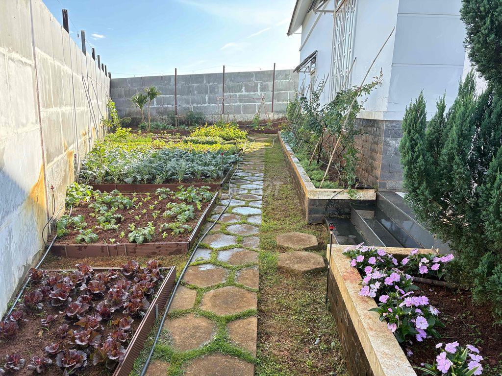 chính chủ giảm sâu bán nhà hoàn thiện view hồ