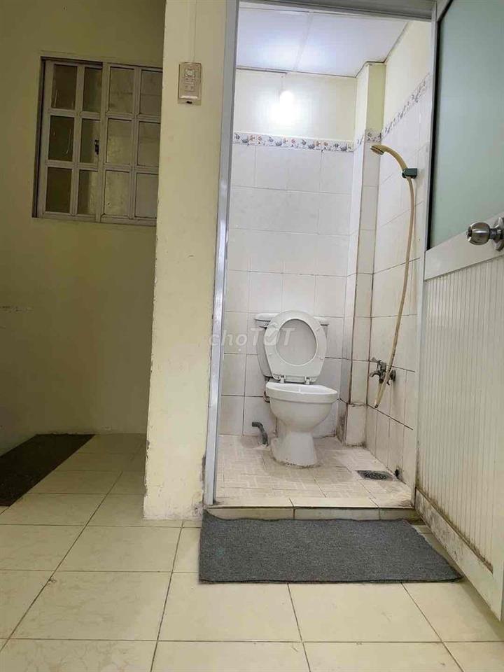 nhà trống dọn vào ỏ trong ngày