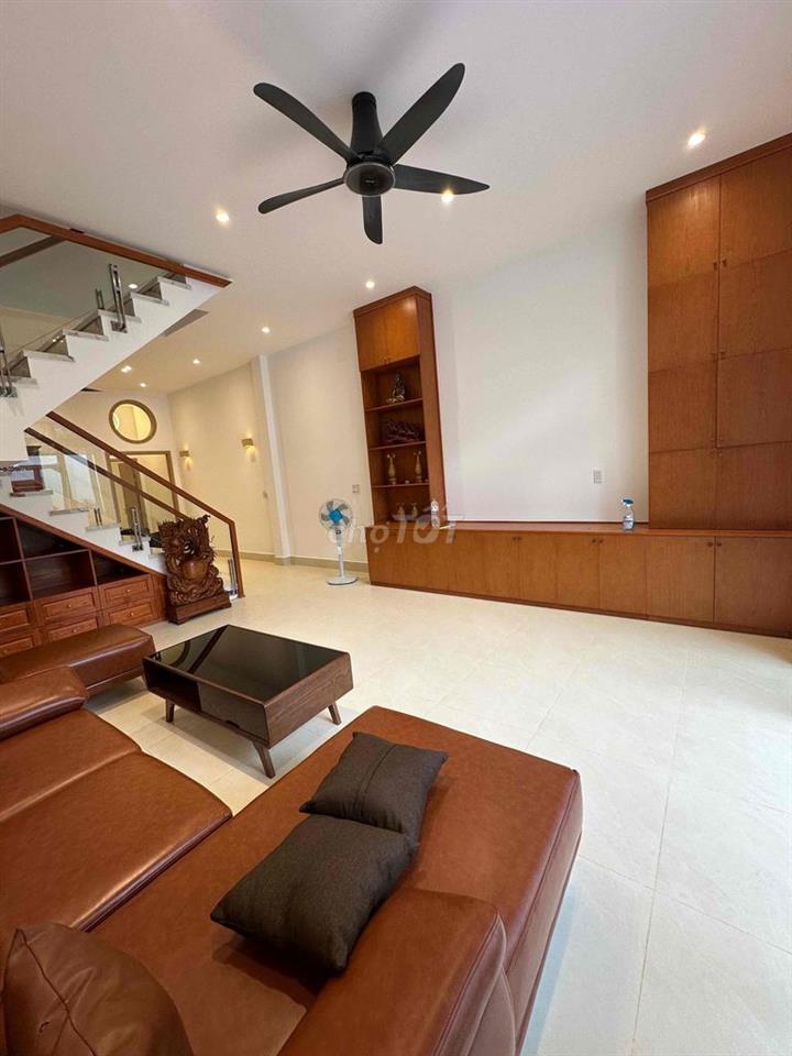 nhà phố riêng lẻ