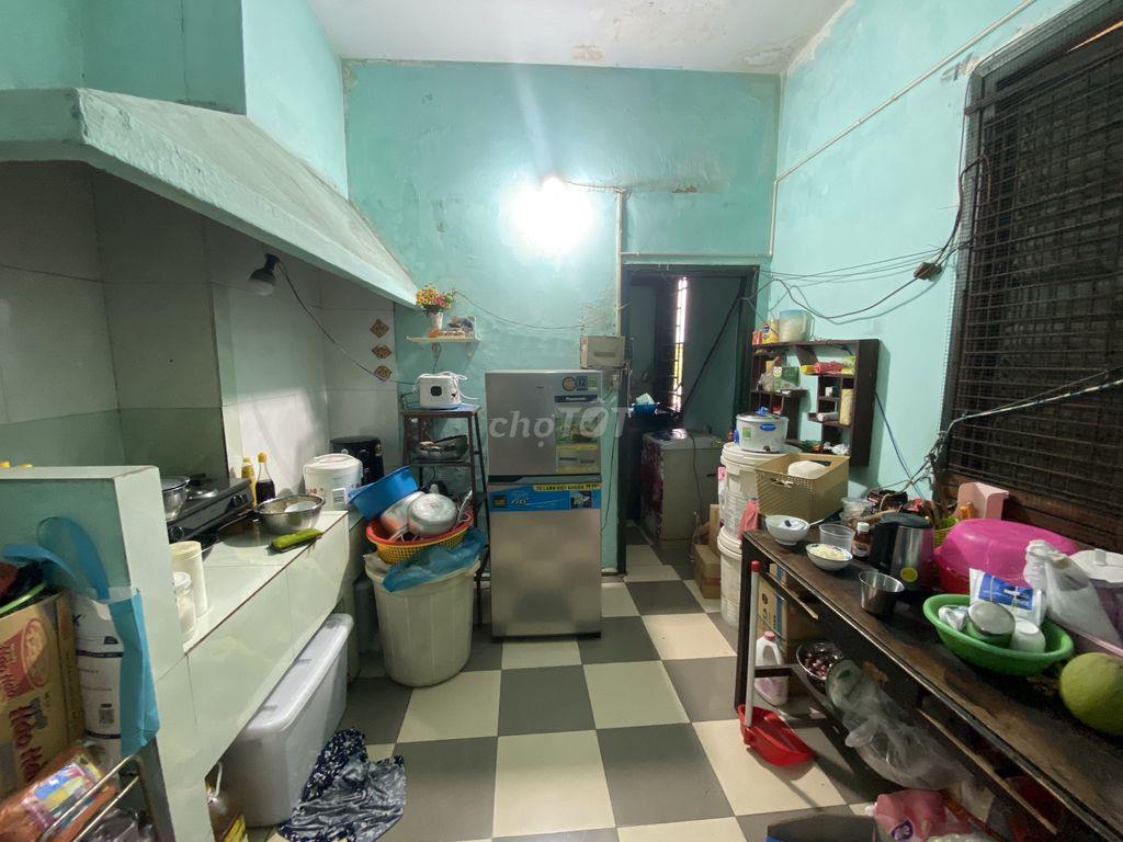Chính chủ - căn hộ tầng 1, chung cư 606 Võ Văn Kiệt, p. Cầu Ông Lãnh