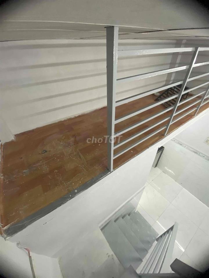 Nhà cho thuê lâu dài hẽm 88 Nguyễn khoái P2 Quận 4