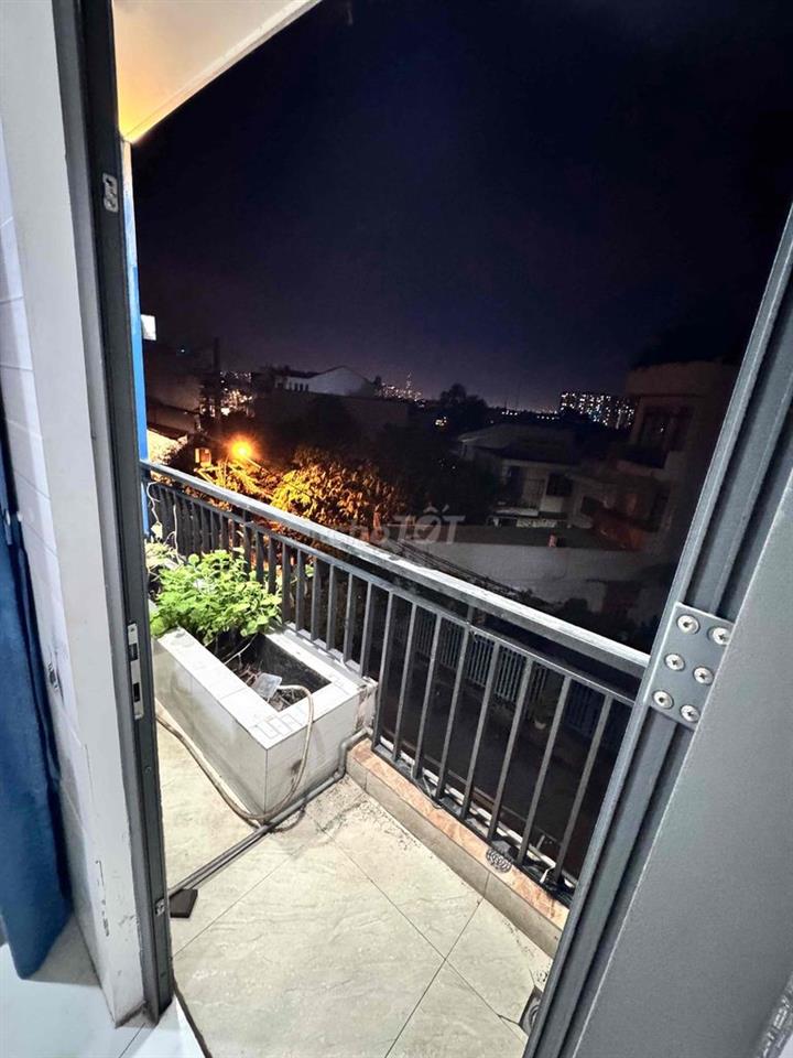 🔥 PHÒNG LẦU 2 CÓ BAN CÔNG MÁT MẺ - GẦN ĐH VĂN HÓA (QUẬN 9) - GIÁ HỌC S