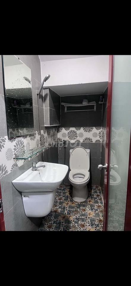 Giao giữa Lê Đức Thọ Và Nguyễn Oanh