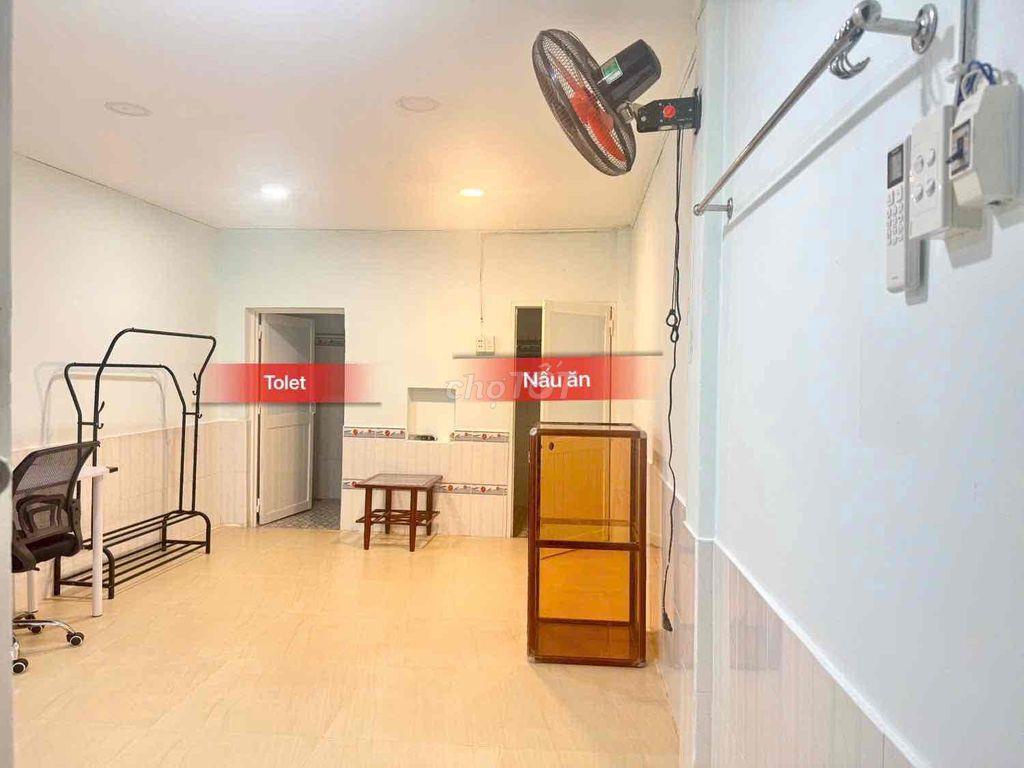 tìm bạn nữ ở ghép