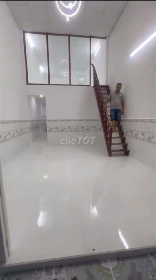 NHÀ 2 TẦNG CÓ DÒNG TIỀN
60,4m² | 2,4 × 16m | Lê Văn Khương, Q12