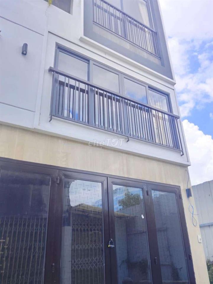 Nhà 4 tầng đẹp quận 12