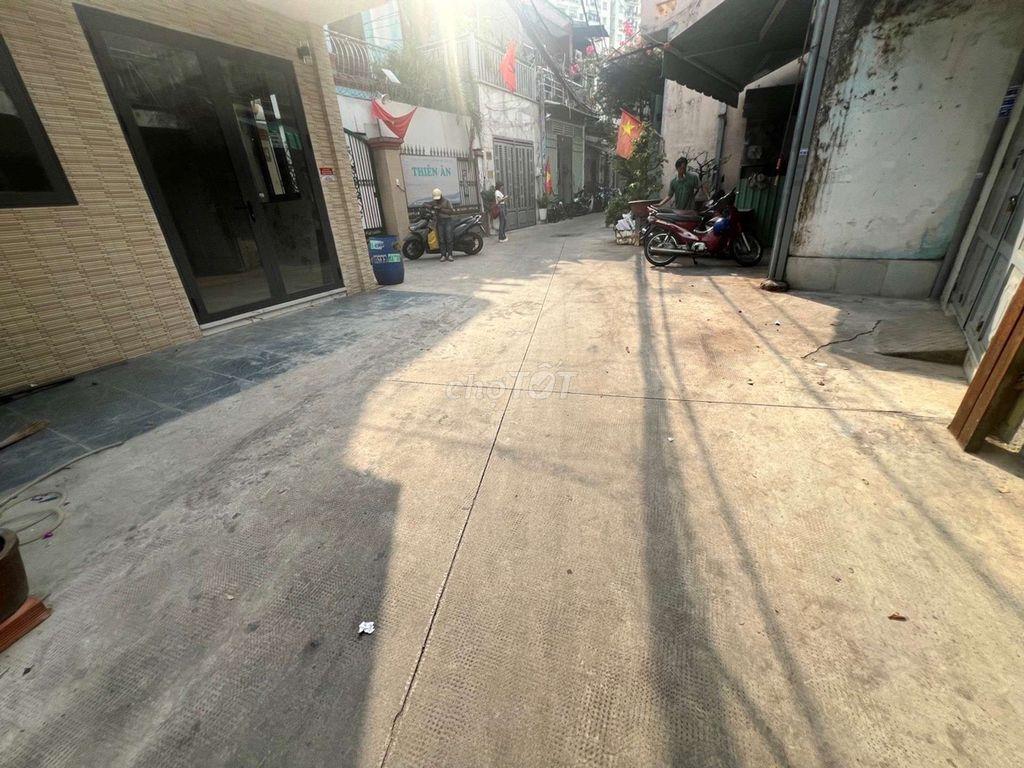 Nhà mới trung mỹ tây