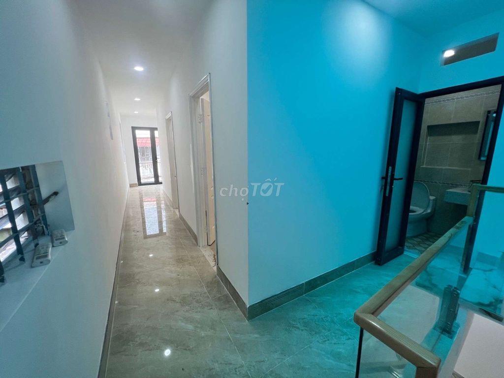 Nhà mới trung mỹ tây