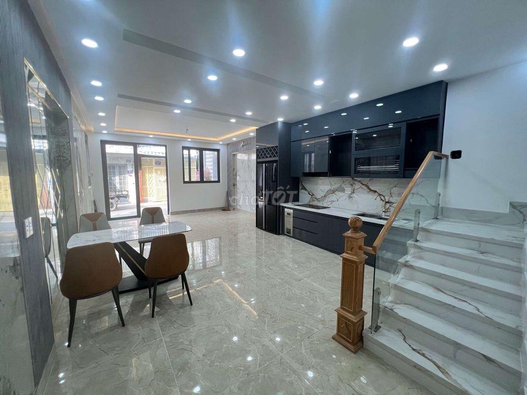 Nhà mới trung mỹ tây