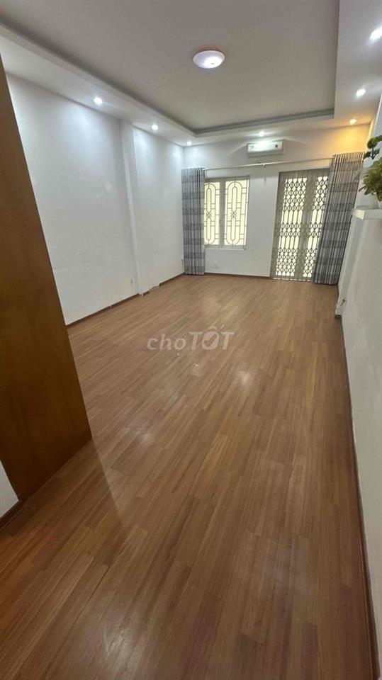 Chính chủ cần cho thuê nhà thứ 2 trong ngõ rộng 45 Đinh Tiên Hoàng