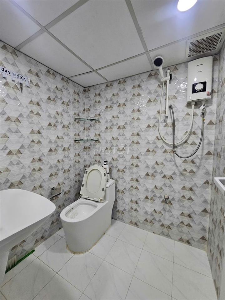 Chính chủ cho thuê phòng thoáng mát, full đồ, xách vali vào ở ngay