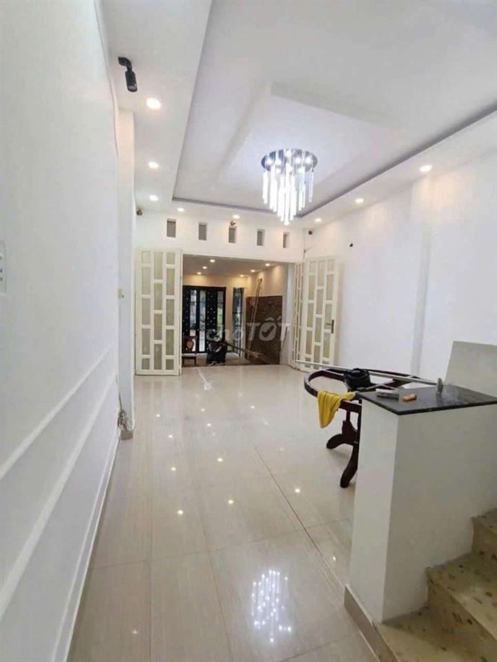 Cho thuê nhà mặt tiền CXPL D P10 Q6