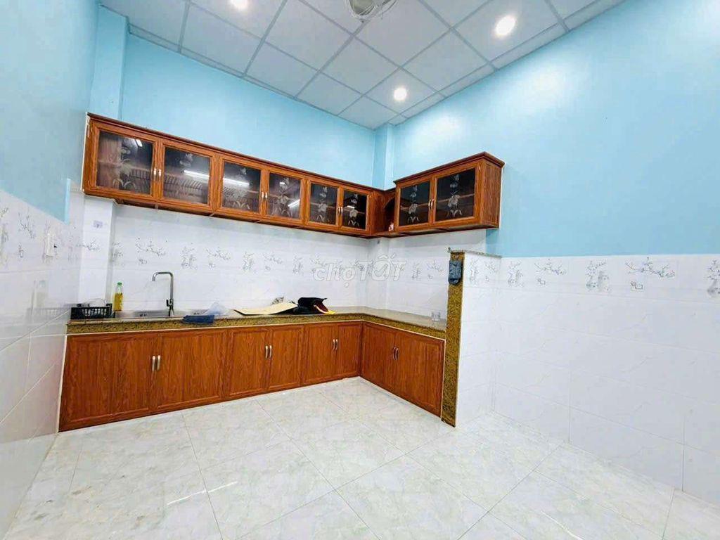 Cho thuê nhà hẻm ba gác Phạm Văn Chí Q6