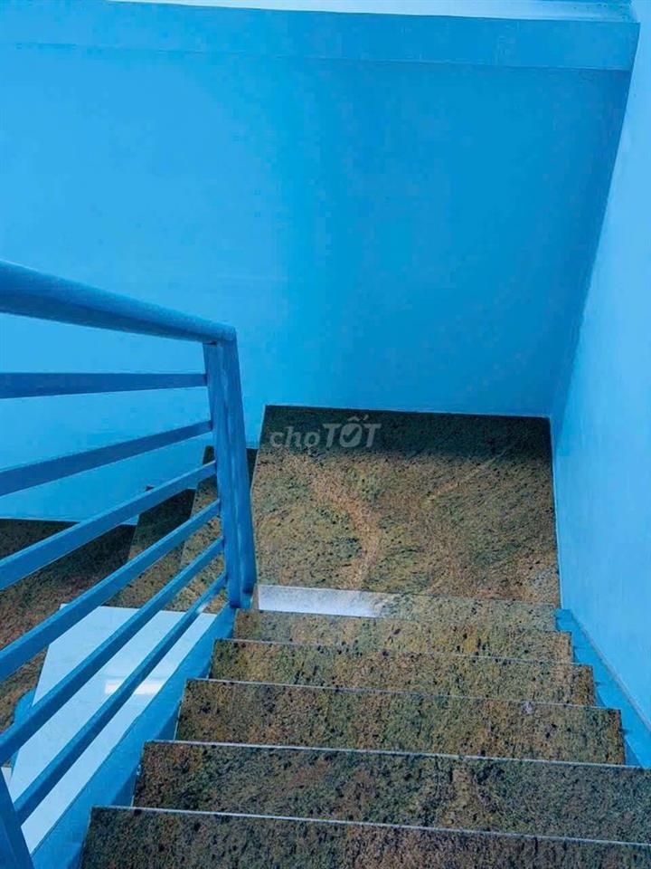 Cho thuê nhà hẻm ba gác Phạm Văn Chí Q6