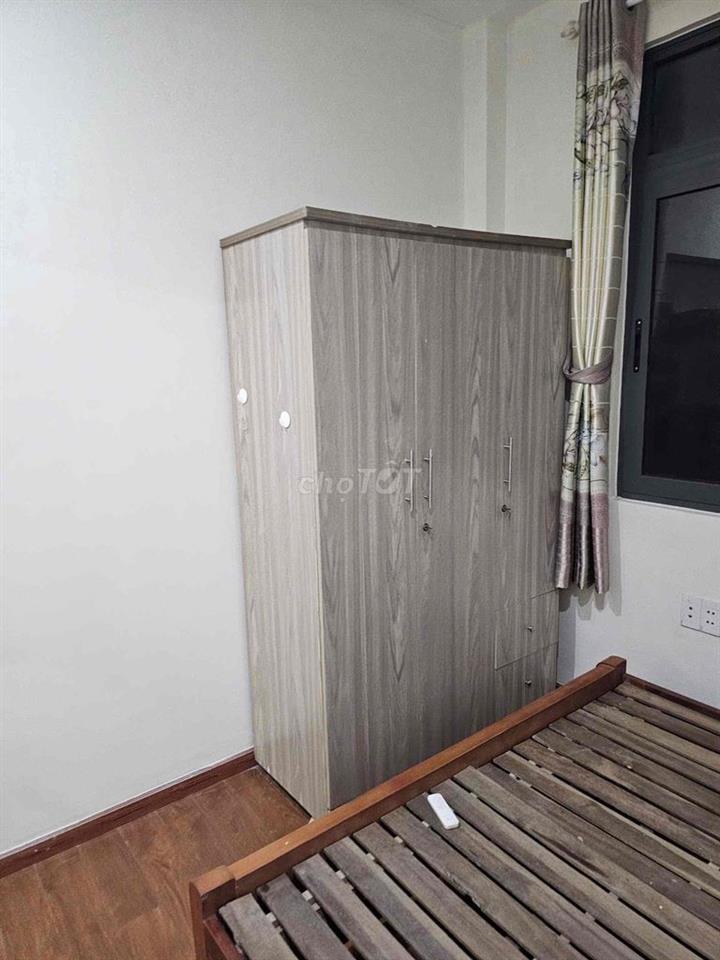 Cho sinh viên thuê CHDV có trang bị sẵn giường, tủ áo, máy lạnh
