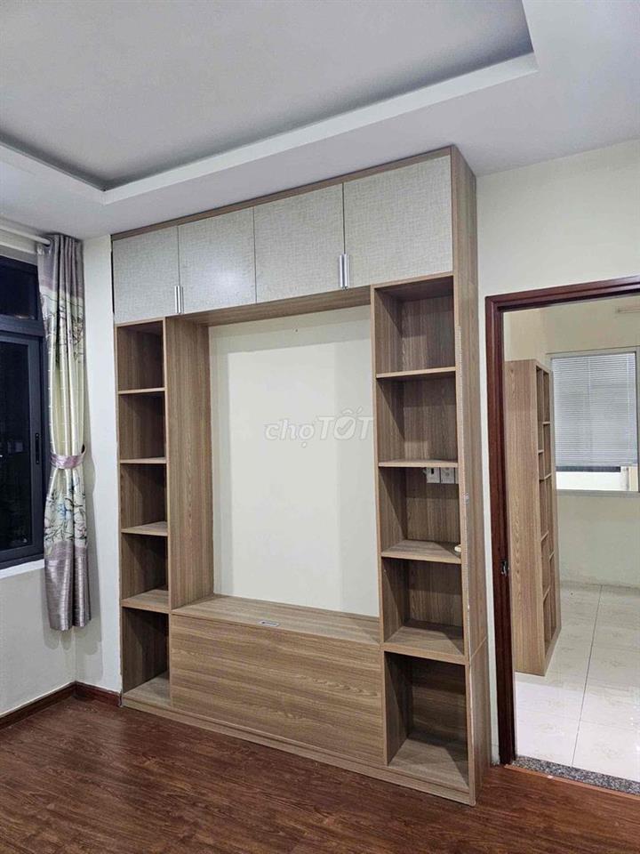 Cho thuê CHDV có trang bị sẵn tủ áo, máy lạnh,