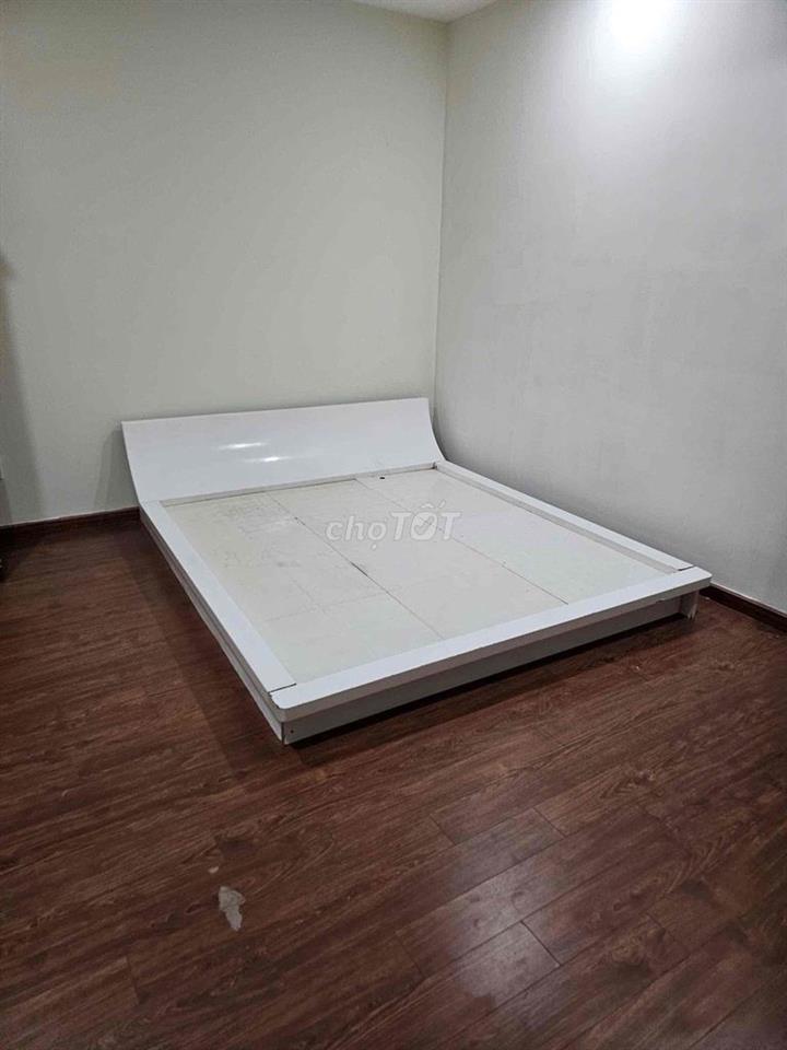 Cho thuê CHDV có trang bị sẵn tủ áo, máy lạnh,
