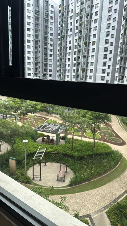 Bán căn hộ Emerald tầng trung 71m2 2pn2wc