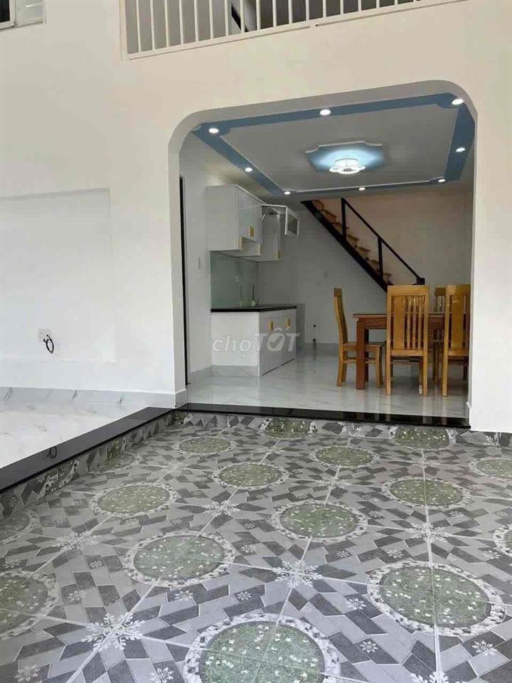 cho thuê nhà nguyên căn có đồ dùng đầy đủ , nhà mới