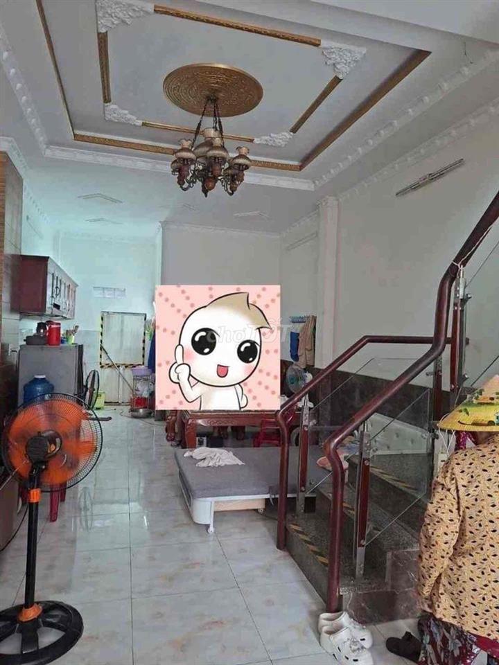 Nhà mặt tiền hẻm lớn 8m đậu xe ô tô