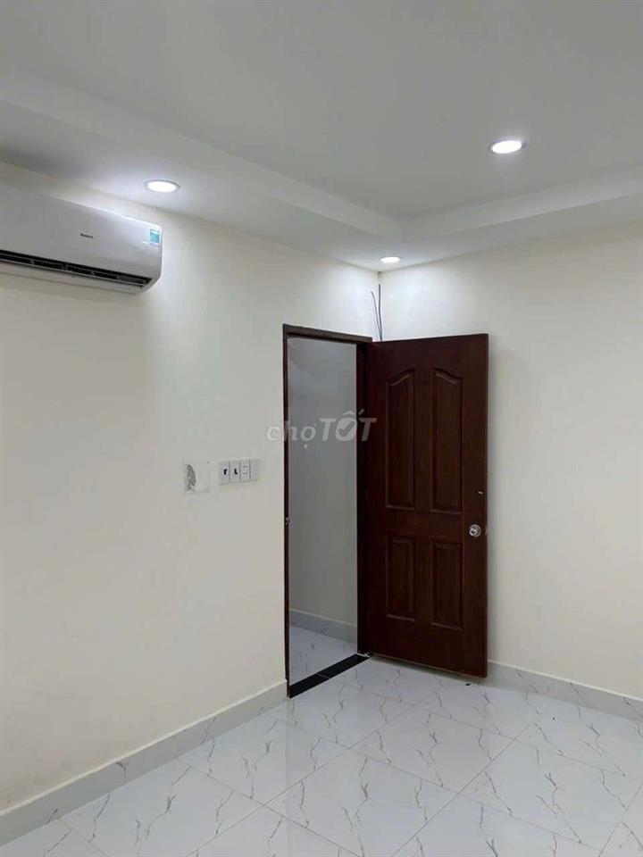 Cho thuê PHÒNG TRỌ máy lạnh máy giặt, 20m2 Huỳnh Tấn Phát, Q7