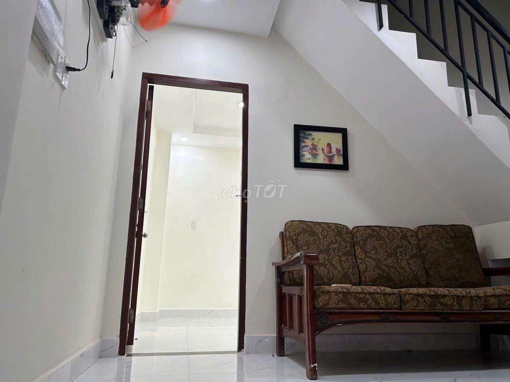 Cho thuê PHÒNG TRỌ máy lạnh máy giặt, 20m2 Huỳnh Tấn Phát, Q7