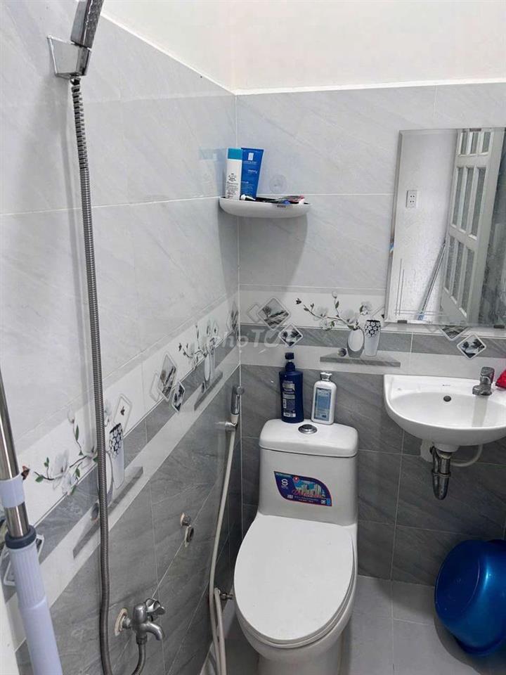 Cho thuê PHÒNG TRỌ máy lạnh máy giặt, 20m2 Huỳnh Tấn Phát, Q7