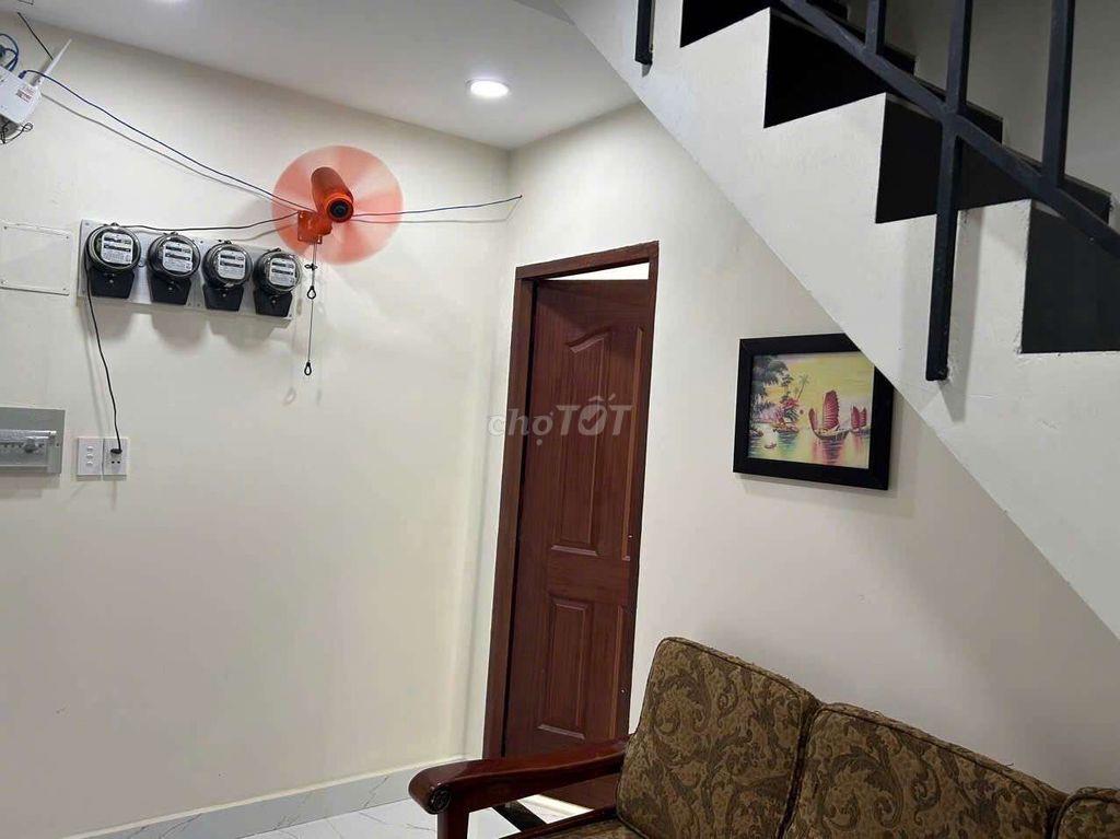 Cho thuê PHÒNG TRỌ máy lạnh máy giặt, 20m2 Huỳnh Tấn Phát, Q7