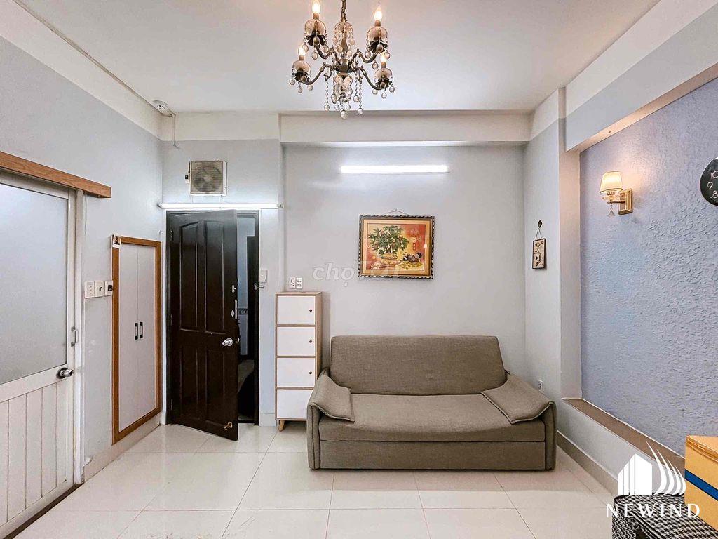 Căn hộ 1PN ban công Full NT_Thang máy_Gần đại học NTT_Luật Q
