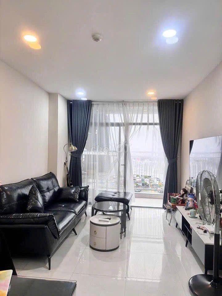 Carillon 5-262 Lũy Bán Bích- căn 2p ngủ NTCC giá 11tr/tháng