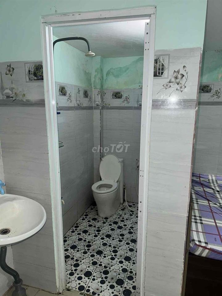 Dãy trọ e còn 2 phòng cho thuê , Sẵn Giường nệm, Quạt- An Ninh -Tự Do
