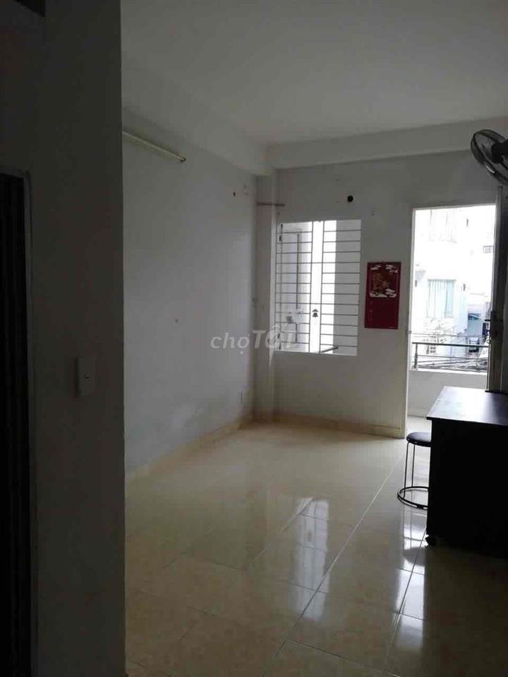 Nhà Trọ Q7-Hẻm lớn-An ninh-Có ban công