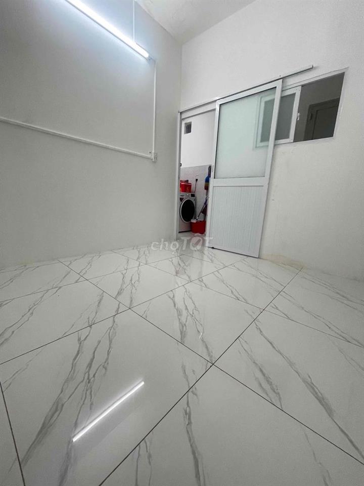🏠 CHO NỬ  THUÊ PHÒNG – GIỜ GIẤC TỰ DO – QUẬN 8   khách hết hợp đồng tr