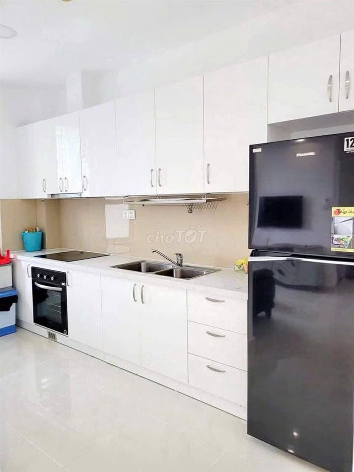 Trống căn 2PN chung cư Sacomreal 584, Luỹ Bán Bích giá chỉ 10tr/tháng