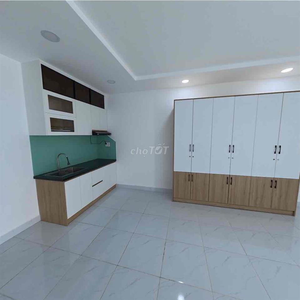 Căn hộ 78 m2 gần ngã tư 550
