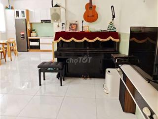 chung cư 80m2 2pn 2wc