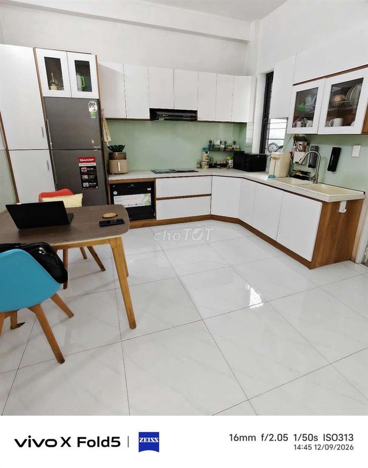 chung cư 80m2 2pn 2wc
