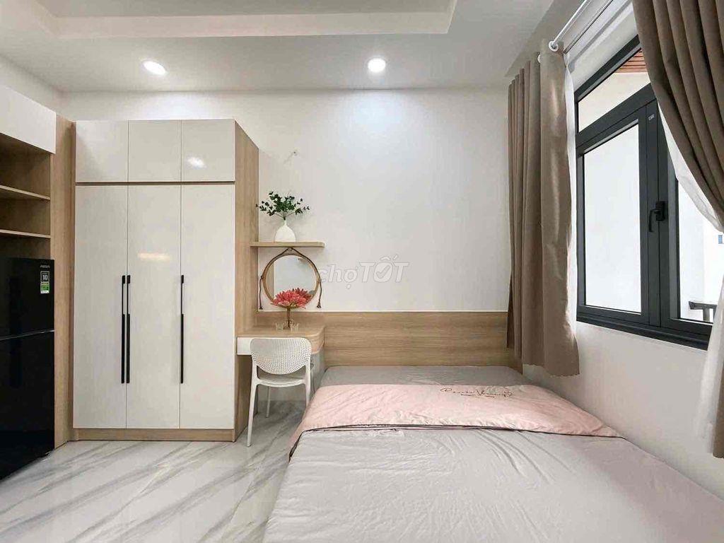 STUDIO BAN CÔNG THOÁNG MÁT NGAY GẦN NGÃ NĂM CHUỒNG CHÓ