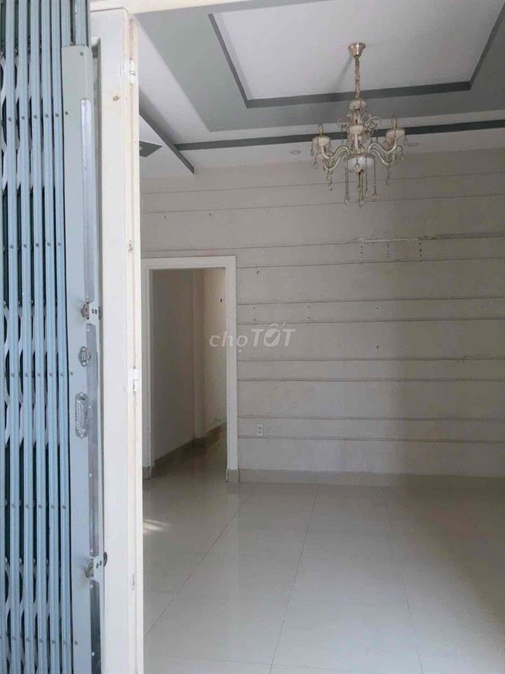 Cho thuê nhà C4 nguyên căn Huỳnh Tấn Phát