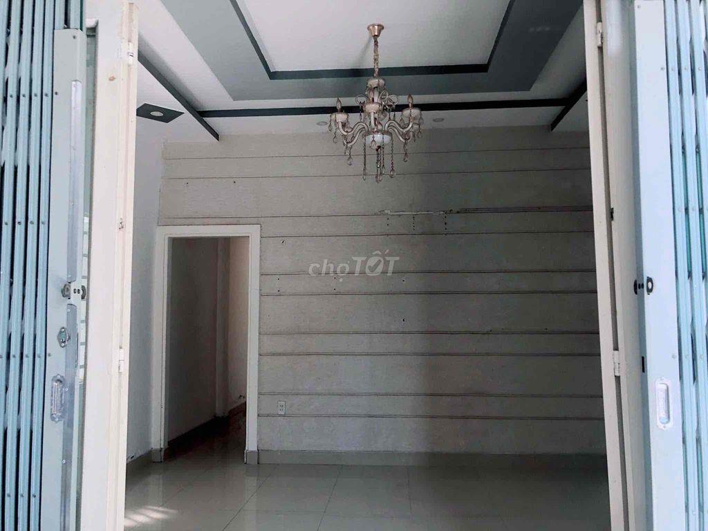 Cho thuê nhà C4 nguyên căn Huỳnh Tấn Phát