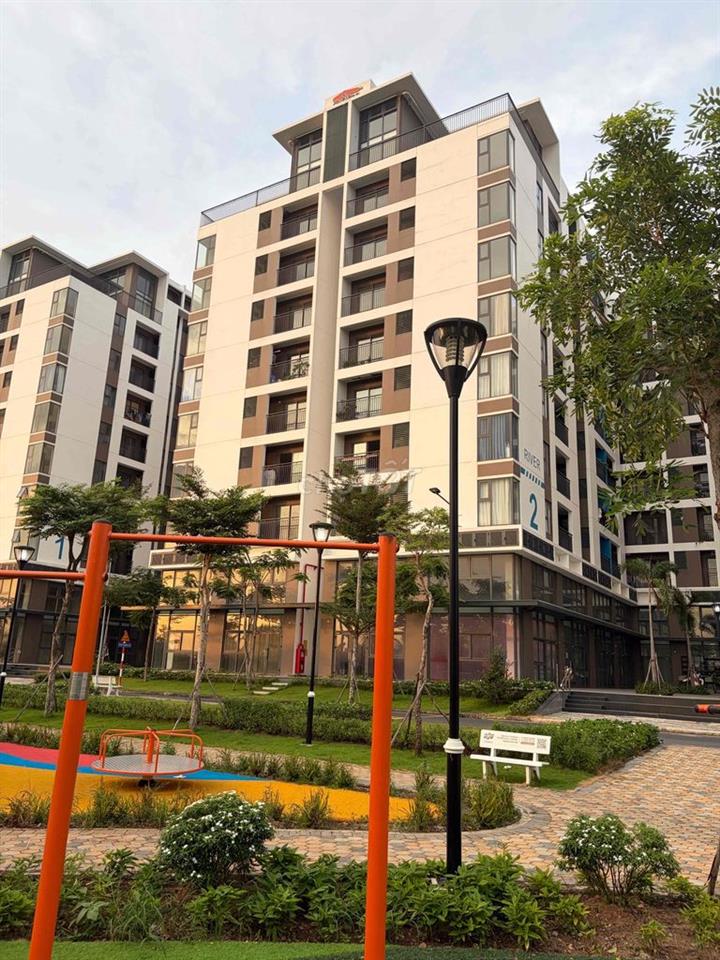 Tìm Nữ thuê 01 phòng trong căn góc 68,5m2