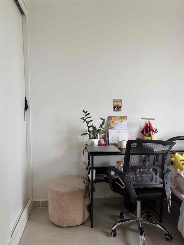 Tìm Nữ thuê 01 phòng trong căn góc 68,5m2