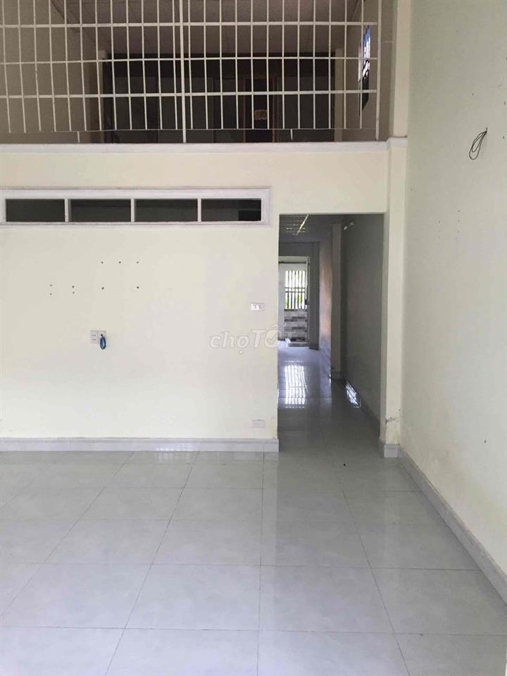 Cho thuê nhà rộng, mát hẻm 980A Nguyễn Duy Trinh